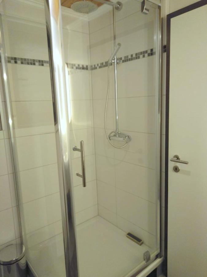 Ferienwohnung In Friedberg فريدبرغ المظهر الخارجي الصورة