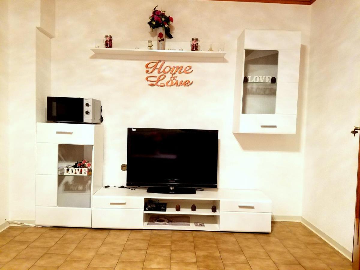 Ferienwohnung In Friedberg فريدبرغ المظهر الخارجي الصورة