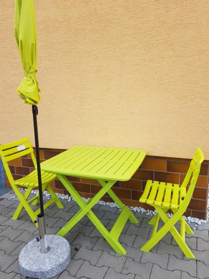 Ferienwohnung In Friedberg فريدبرغ المظهر الخارجي الصورة
