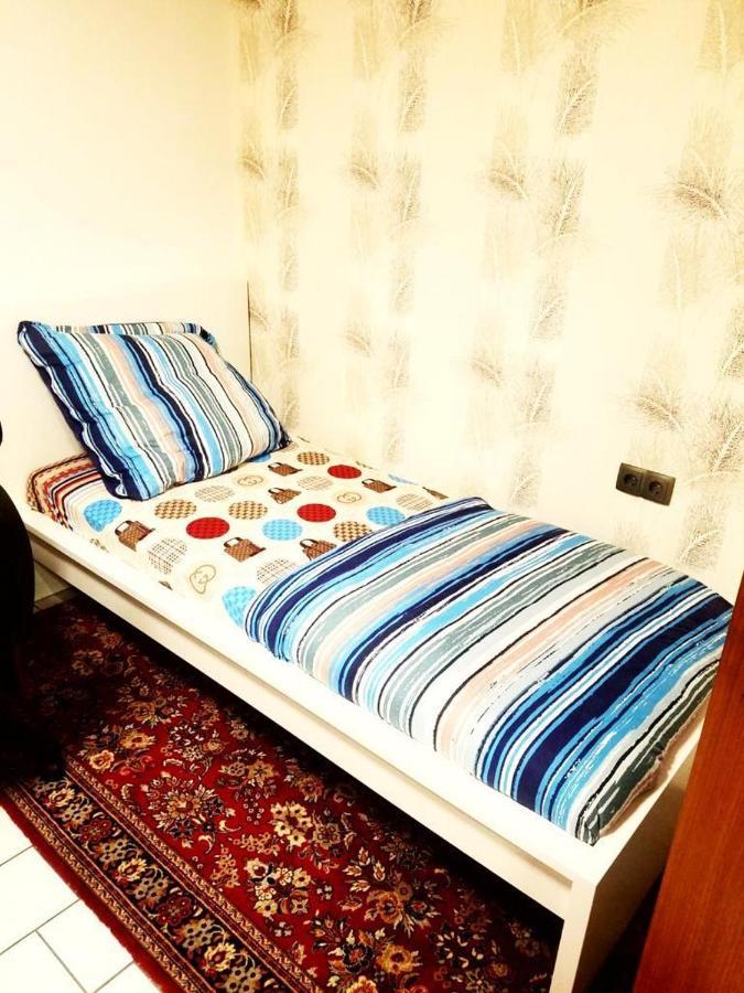 Ferienwohnung In Friedberg فريدبرغ المظهر الخارجي الصورة